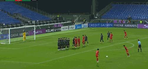 世界杯官方平台-90分钟战报：U23越南2-2韩国，申敏河绝平，阮庭北传射+染红
