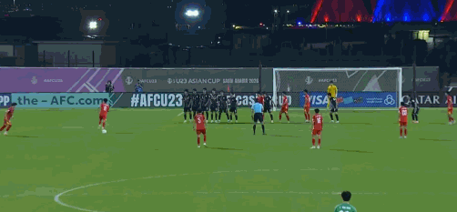 世界杯官方平台-90分钟战报：U23越南2-2韩国，申敏河绝平，阮庭北传射+染红