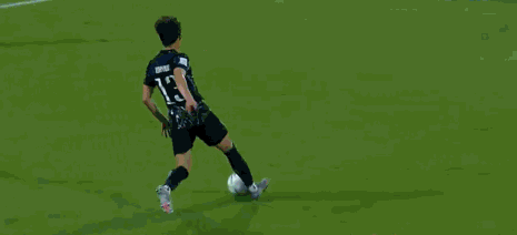 世界杯官方平台-90分钟战报：U23越南2-2韩国，申敏河绝平，阮庭北传射+染红