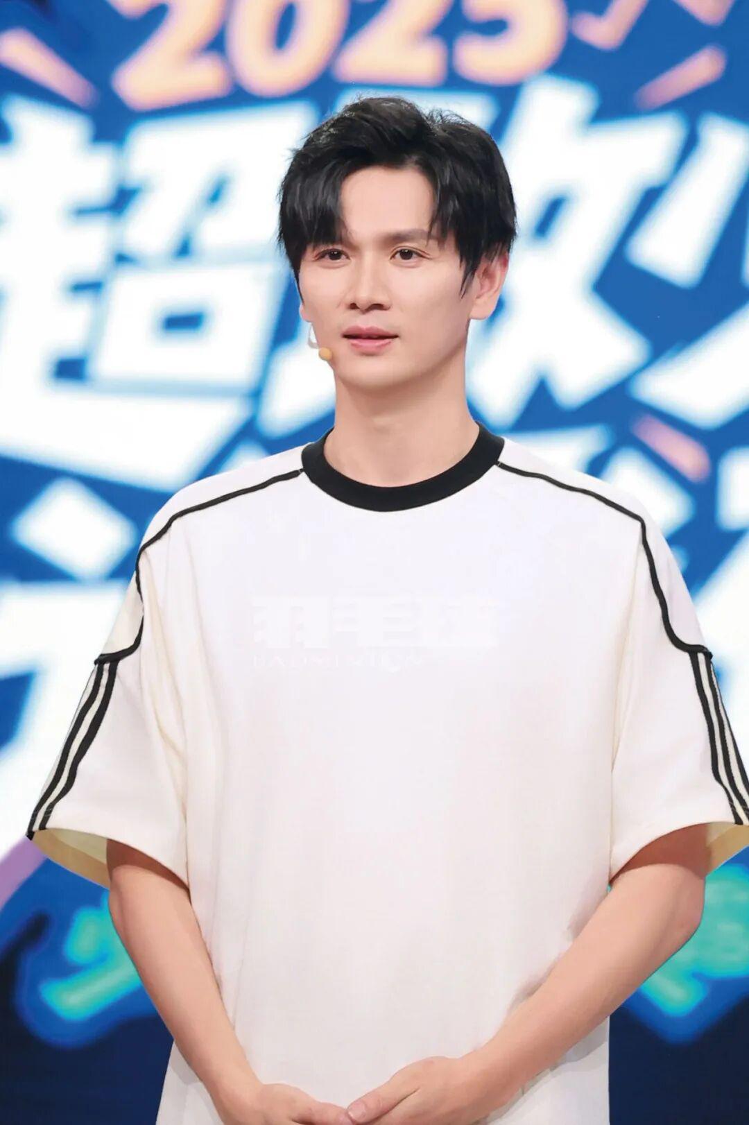 世界杯直播地址-封面来了！当巅峰有了回响：黄金一代的十年之约